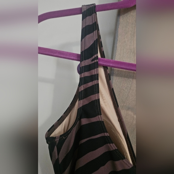 SUMMERSALT The Wrap One-Piece Swim Suit In Brown/black Modern Zebra. Size 6 - Picture 11 of 15